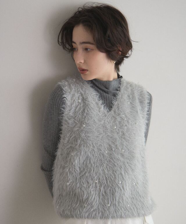 新品未使用✨Gypsohila ニットベスト シャギー Vネック シルバー Vネックシャギーベスト – plusotoha 新品未使用✨Gypsohila ニット