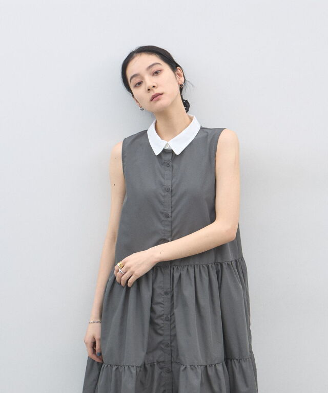 襟配色ティアードワンピース