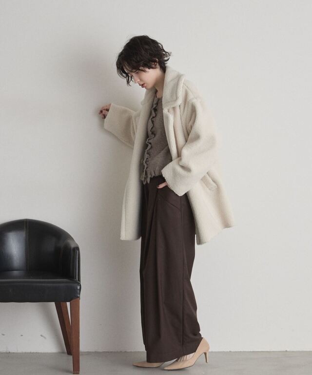 オフィシャルサイト限定】フェイクムートンミドルダブルコート