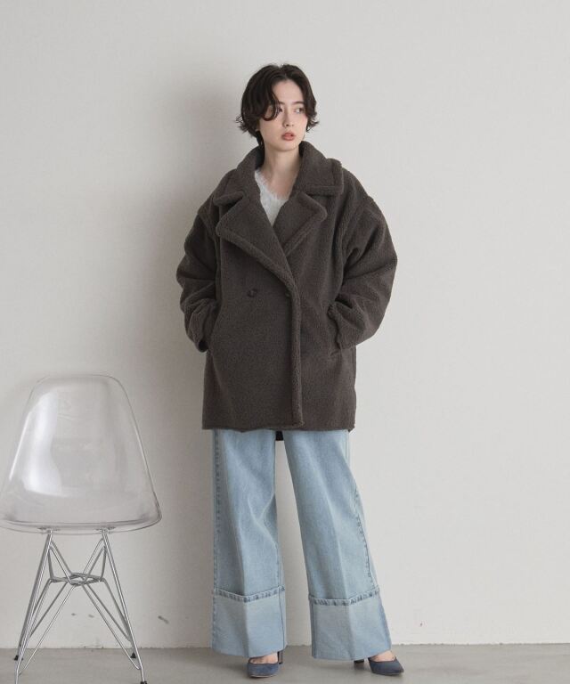 オフィシャルサイト限定】フェイクムートンミドルダブルコート