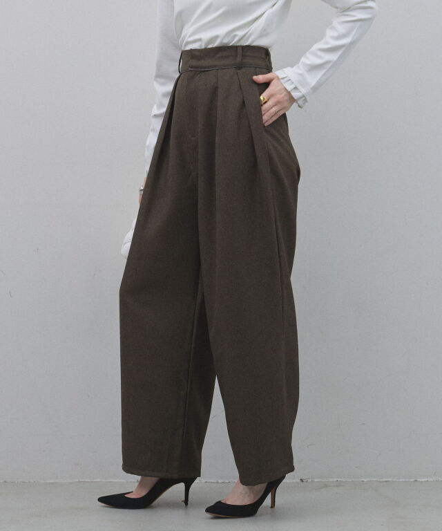 【オフィシャルサイト限定】エステルツイルレザーパイピングカーブパンツ