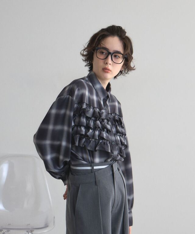 オフィシャルサイト限定】チェックフリルシャツ