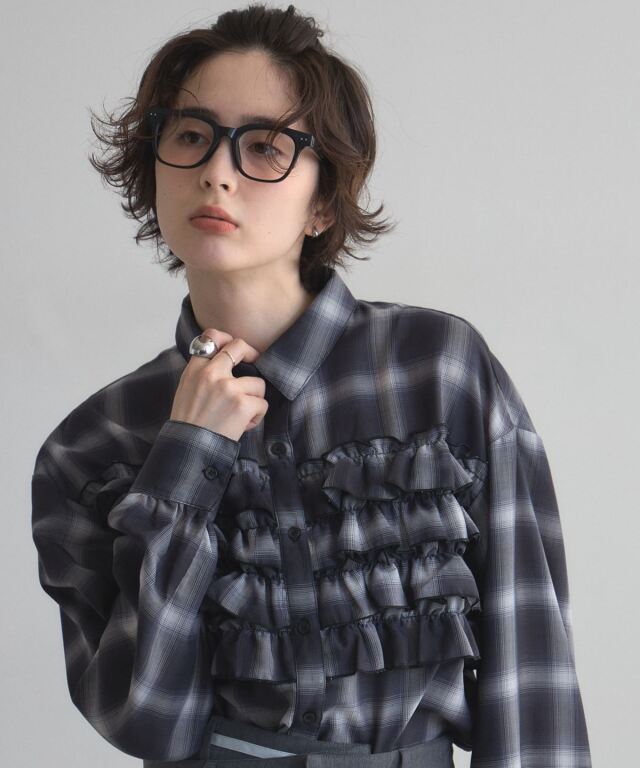オフィシャルサイト限定】チェックフリルシャツ
