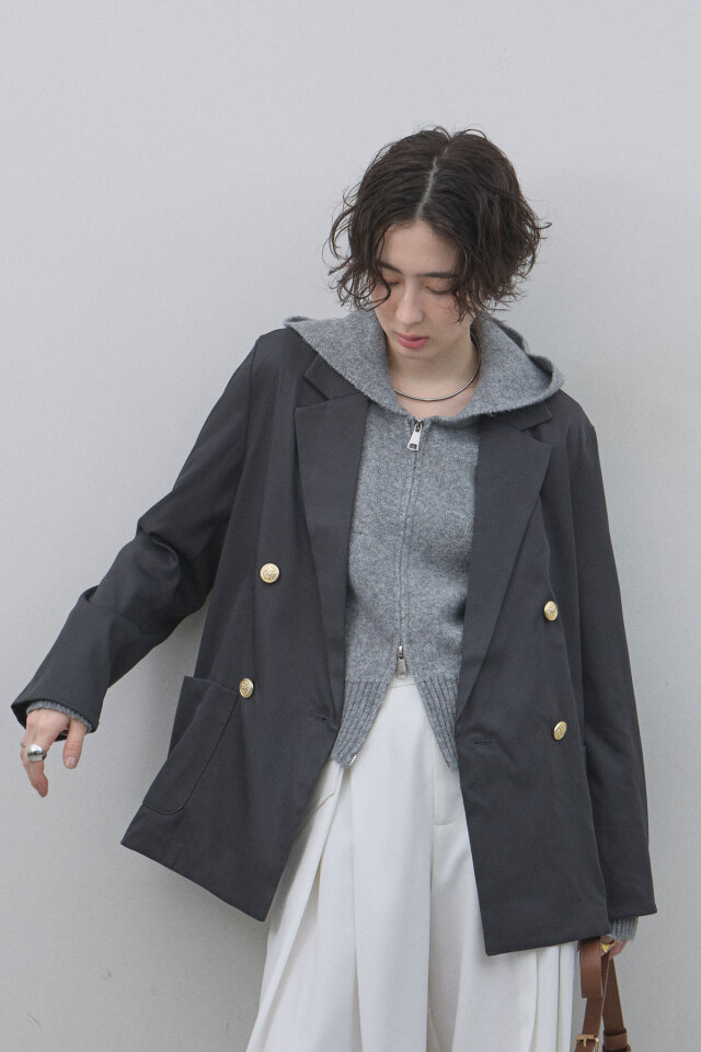 ケーブルニット