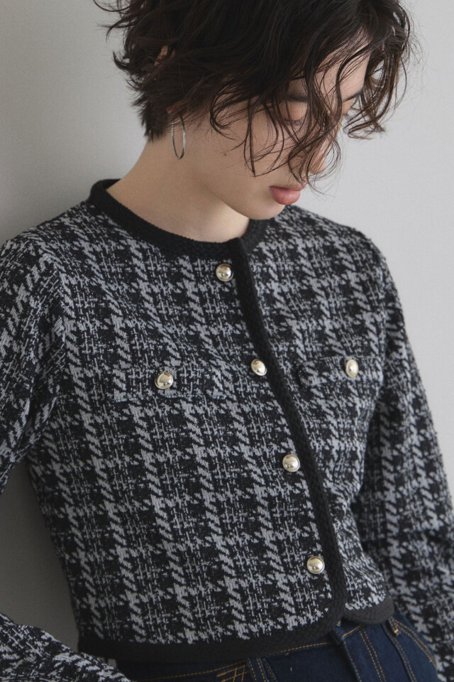 ケーブルニット