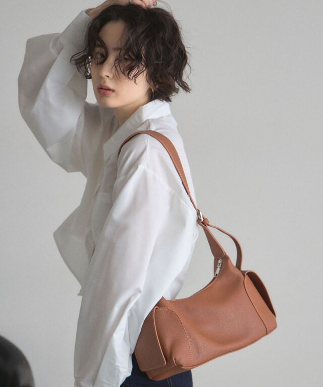 オフィシャルサイト限定】ポケットワンショルバッグ