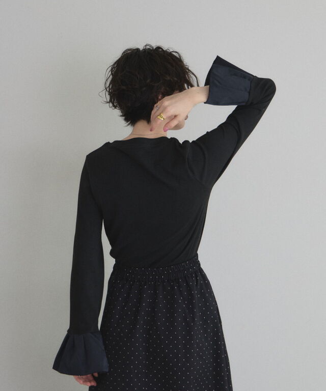 オフィシャルサイト限定】フレアスリーブTシャツ