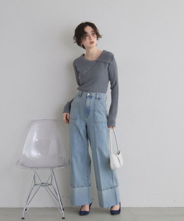 オフィシャルサイト限定】ボタンデザインオフショルニット