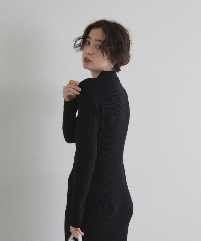 オフィシャルサイト限定】ポロニットロングワンピース