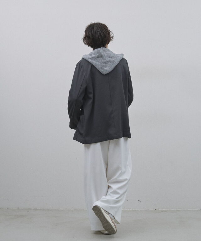 オフィシャルサイト限定】WZIPニットパーカー