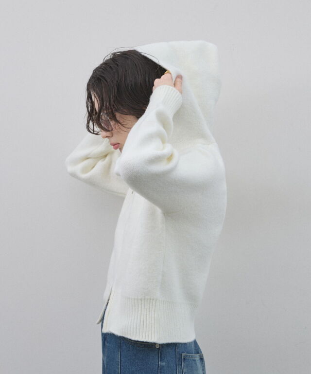 オフィシャルサイト限定】WZIPニットパーカー