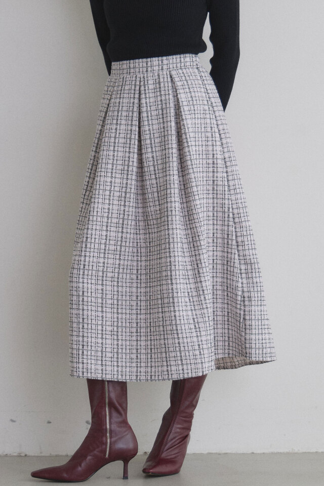 ケーブルニット