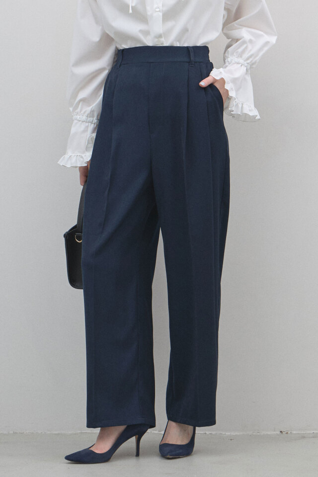 ケーブルニット