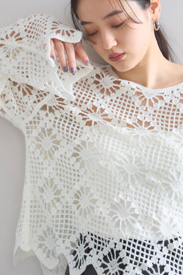 ケーブルニット