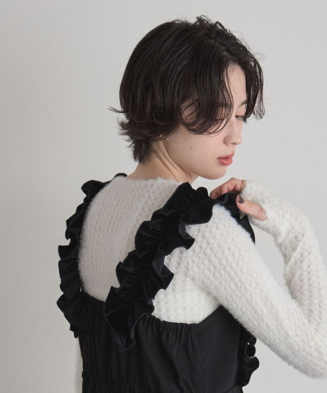 a403/F 美品　Abel オールインワン　背中あき　刺繍リボン黒ブラック オフィシャルサイト限定】ベロアフリルオールインワン