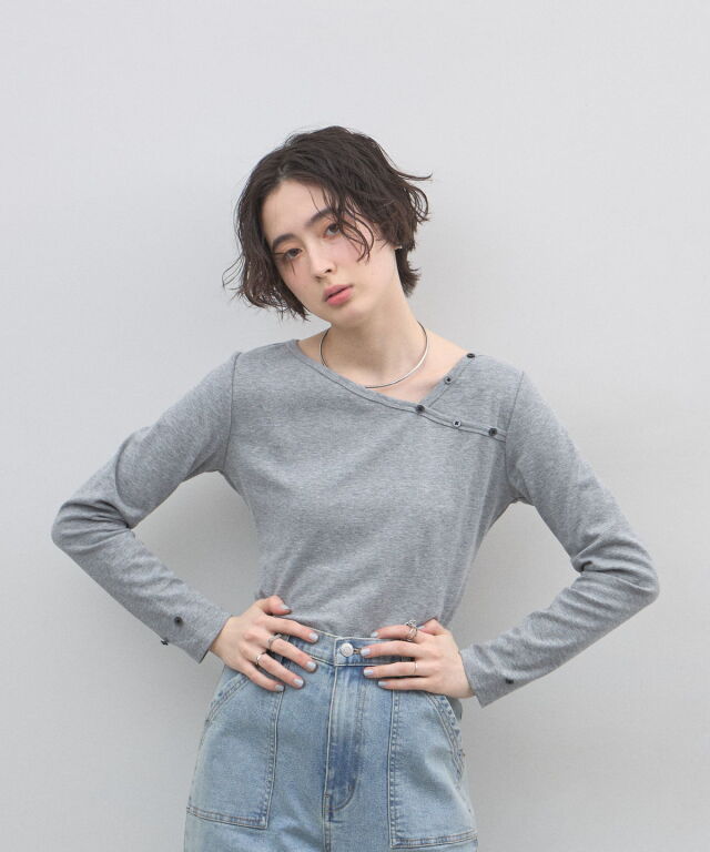 オフィシャルサイト限定】アシメネック取り外し可能シャツカフスカットソー