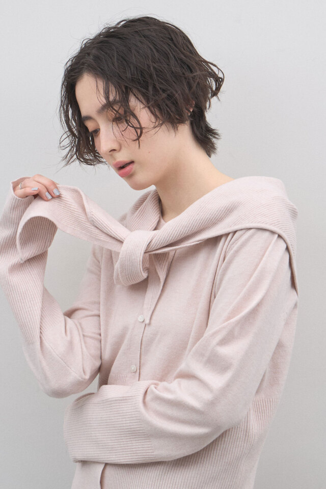 ケーブルニット