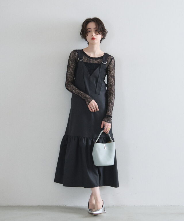 オフィシャルサイト限定】クルーネックストレッチレーストップス