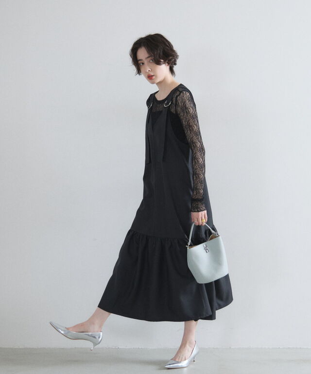 オフィシャルサイト限定】クルーネックストレッチレーストップス