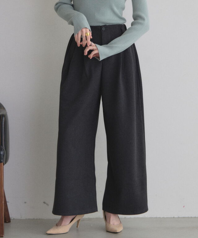 オフィシャルサイト限定】ツータックワイドパンツ