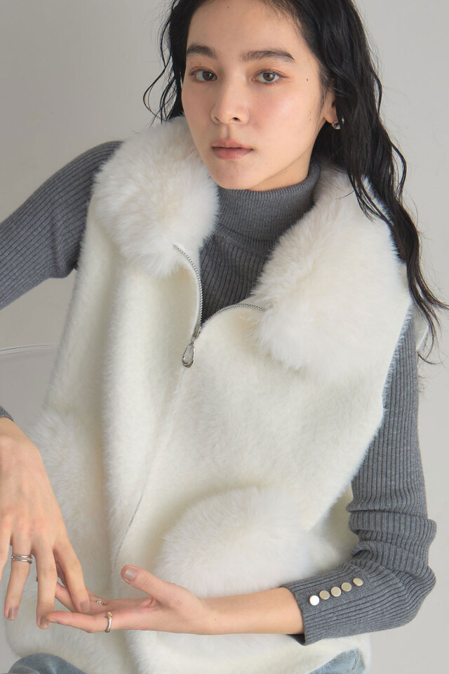 ケーブルニット