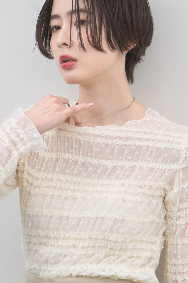 ケーブルニット