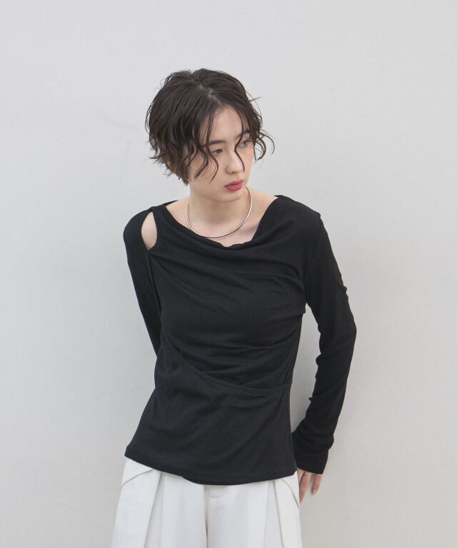 オフィシャルサイト限定】ドレープデザインカットソー