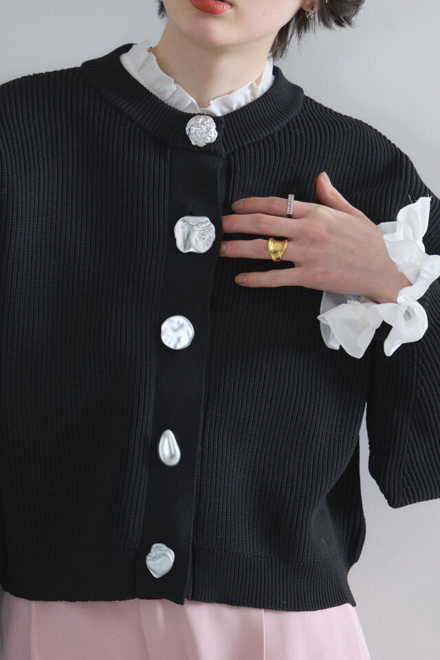 ケーブルニット