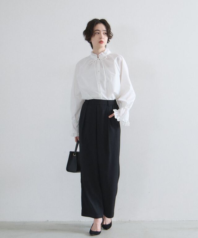 オフィシャルサイト限定】美脚タックパンツ（セットアップ可能）