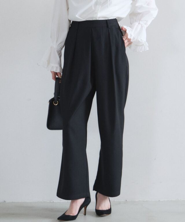 オフィシャルサイト限定】美脚タックパンツ（セットアップ可能）