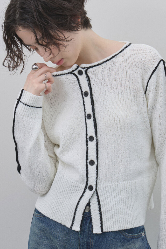 ケーブルニット