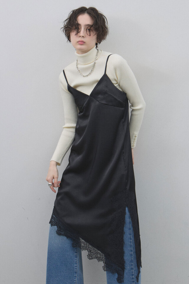 ケーブルニット