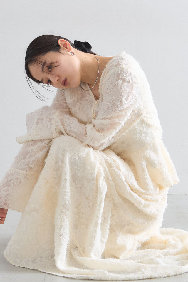 ケーブルニット