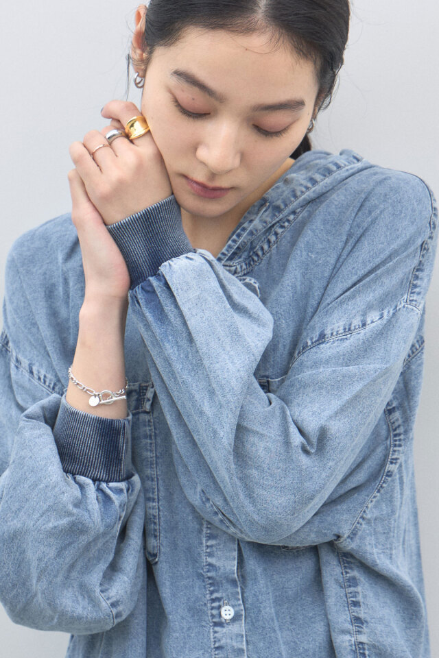 レーススリーブブラウス