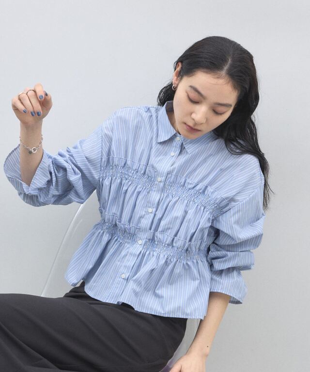 オフィシャルサイト限定】ショート丈フリルシャツ