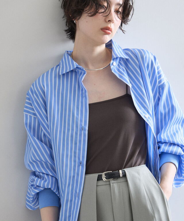 オフィシャルサイト限定】バックフリルビッグシャツ