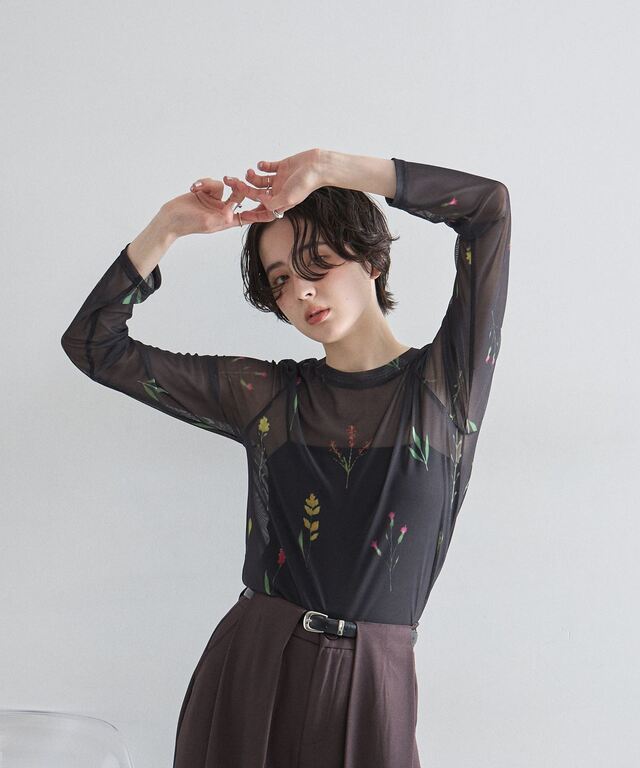 paloma wool シアートップス　フラワー オフィシャルサイト限定】フラワープリントシアートップス