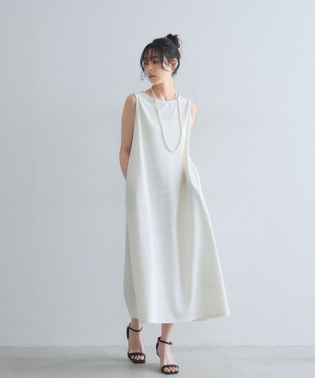 ノースリーブコンフォートワンピース