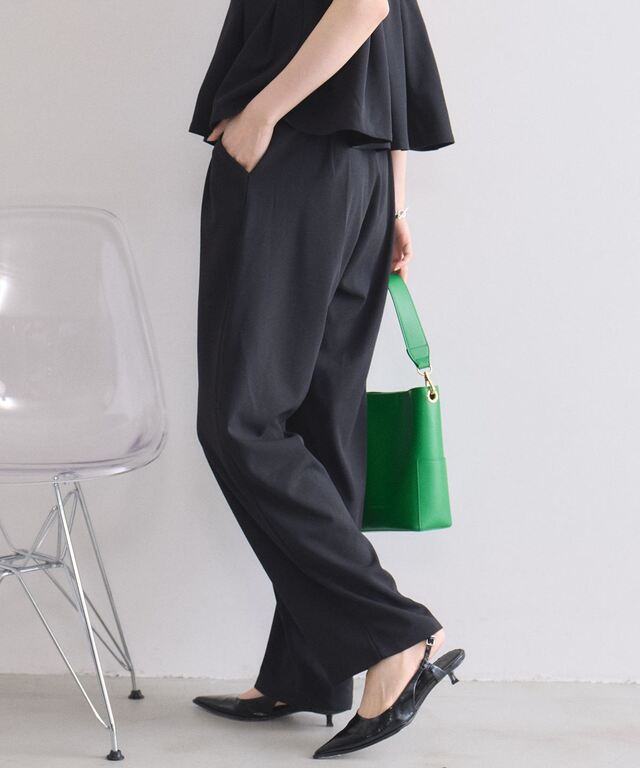 オフィシャルサイト限定】ペアスキンプリーツジレ×パンツセットアップ