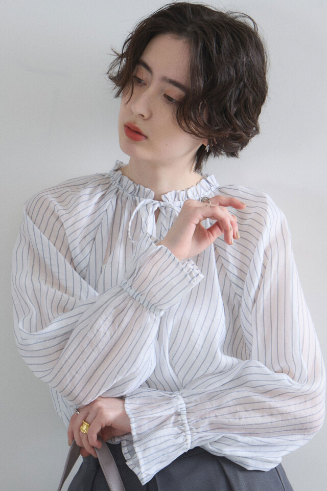 ケーブルニット