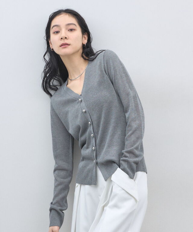 オフィシャルサイト限定】リネンタッチメタルボタンシアーカーデ
