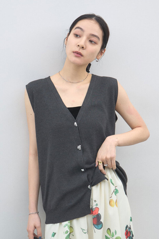 ケーブルニット