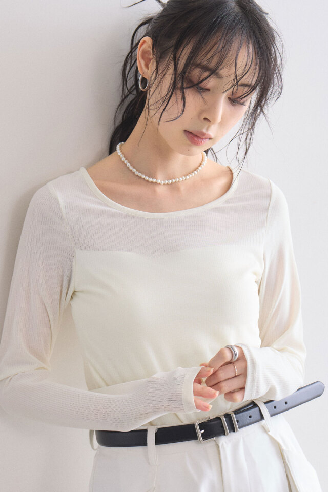 ケーブルニット