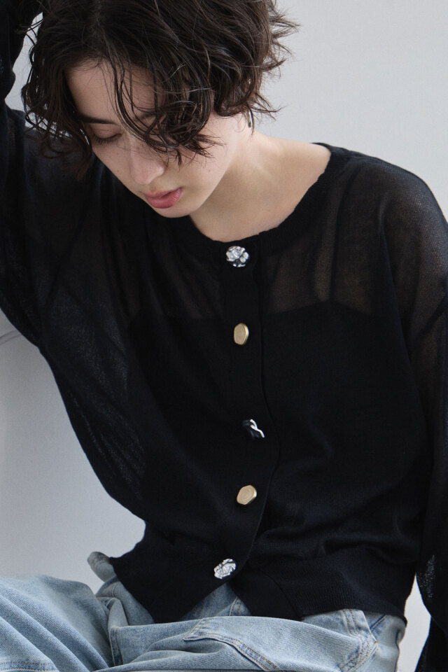 ケーブルニット