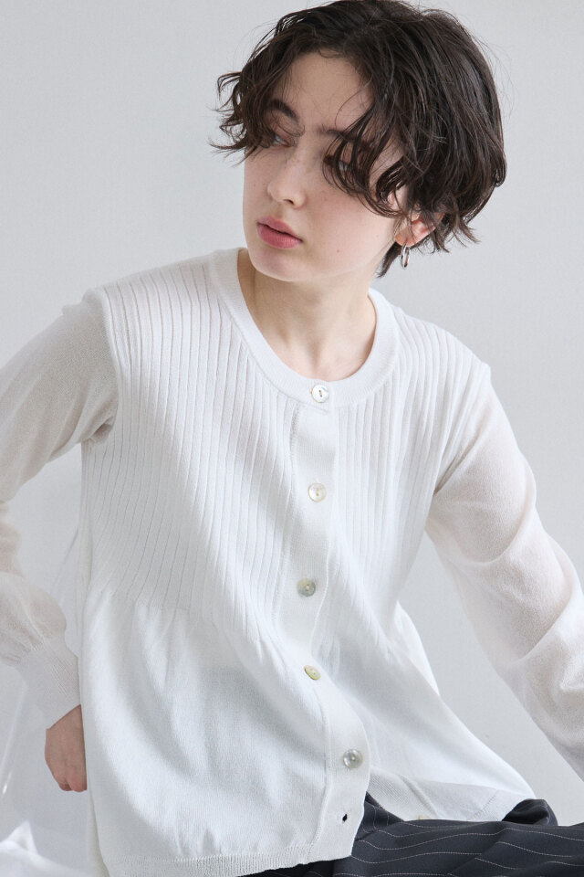 ケーブルニット