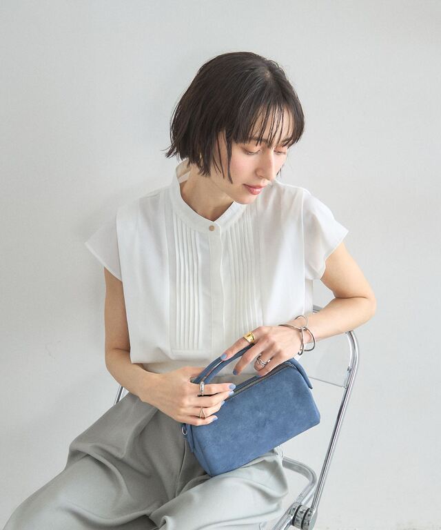 オフィシャルサイト限定】ピンタックブザムバンドカラーシャツ