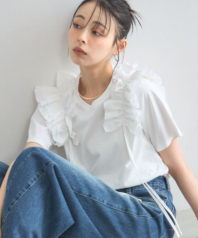 オフィシャルサイト限定】ショルダーフリルデザインTシャツ