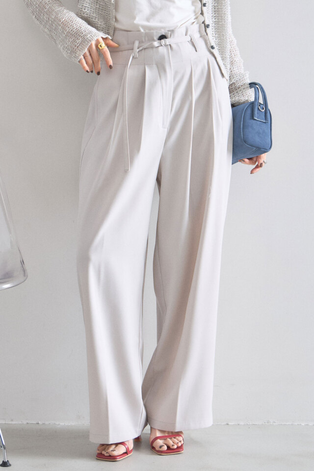 ケーブルニット