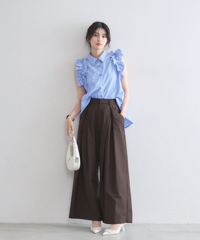 オフィシャルサイト限定】フリルノースリストライプシャツ
