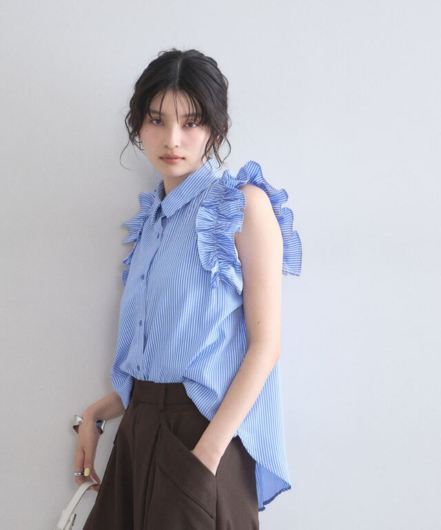 オフィシャルサイト限定】フリルノースリストライプシャツ